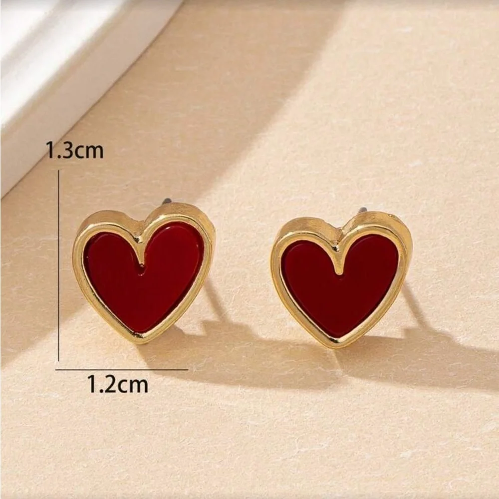 ✨NEW 3-piece Heart-Shaped Gold, Black, White, and Red Earrings
